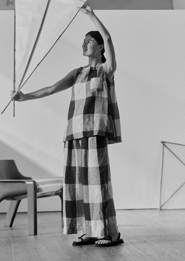 Macro Gingham Lightweight Linen Trousers | Ecru/Charcoal